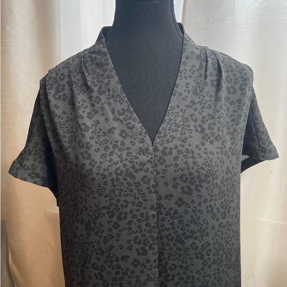 Denver Hayes Casual Moo Moo Style Dress with Pockets Size M Grey and Black. - Picture 4 of 8
